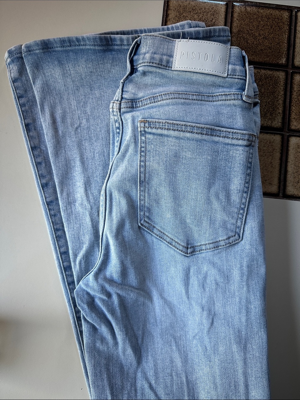 pistola Slim flare Jeans in Light Blue Wash